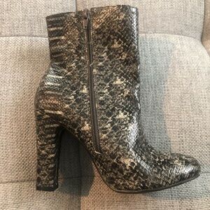 Black and Gray Faux Snakeskin Booties with High Heels Size 7